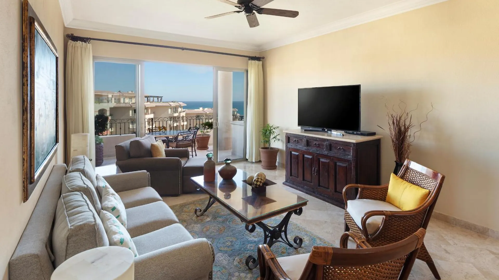 Villa La Estancia - Medano Beach Villas Cabo San Lucas